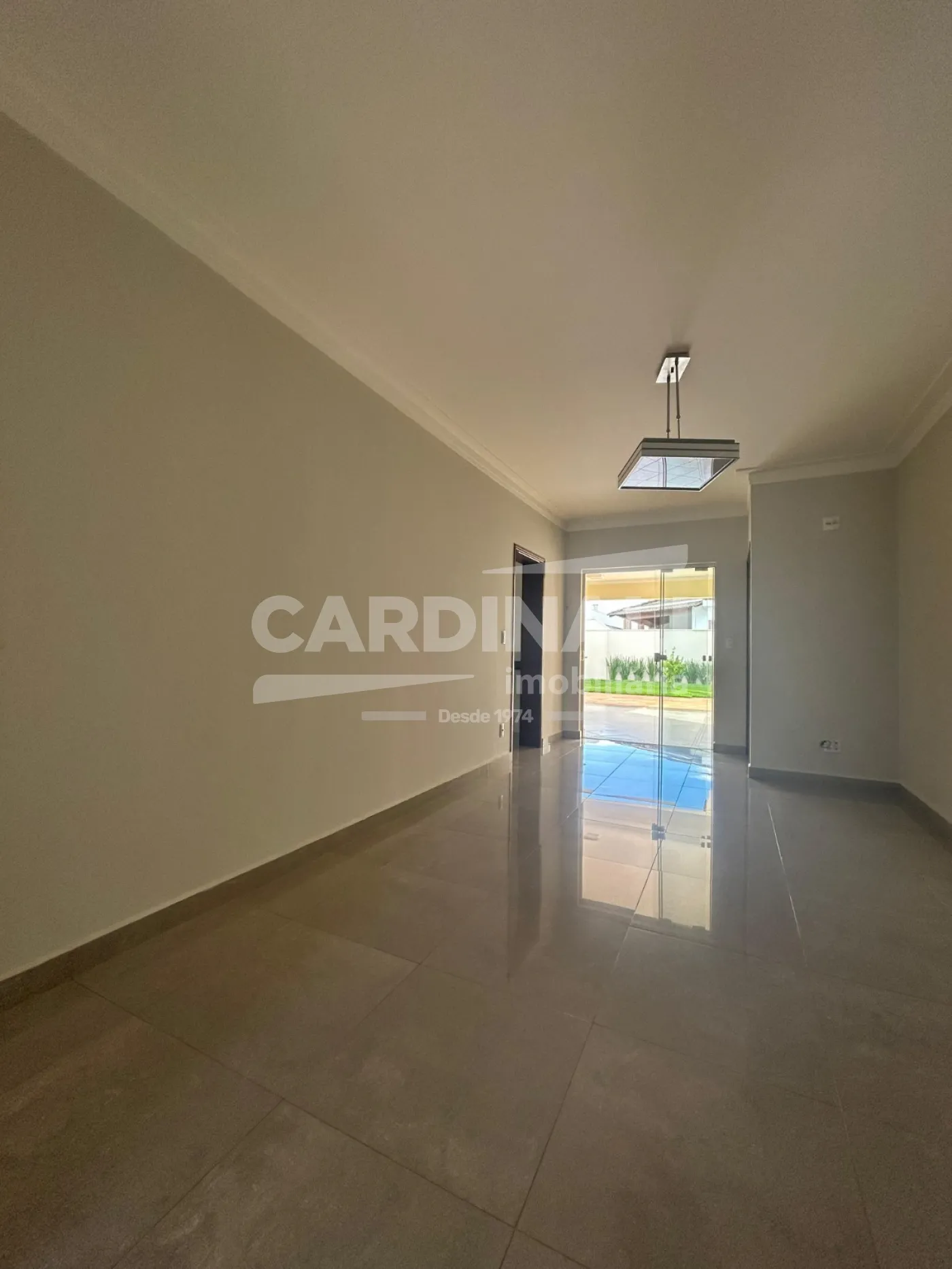 Casa / Condom&iacute;nio em S&atilde;o Carlos 