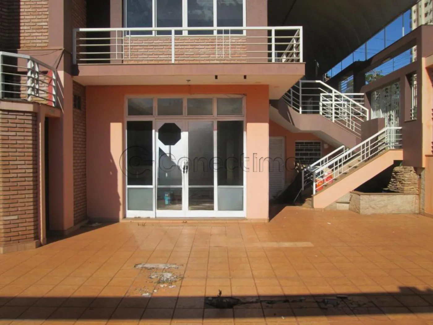 Comercial / Sal&atilde;o sem Condom&iacute;nio em Ribeir&atilde;o Preto 