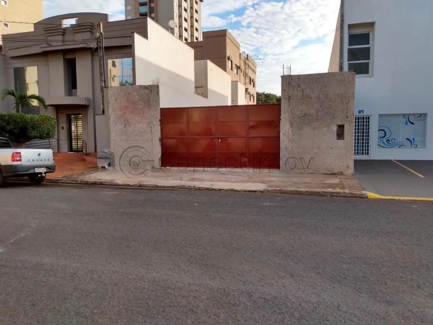 Terreno / Padr&atilde;o em Ribeir&atilde;o Preto 