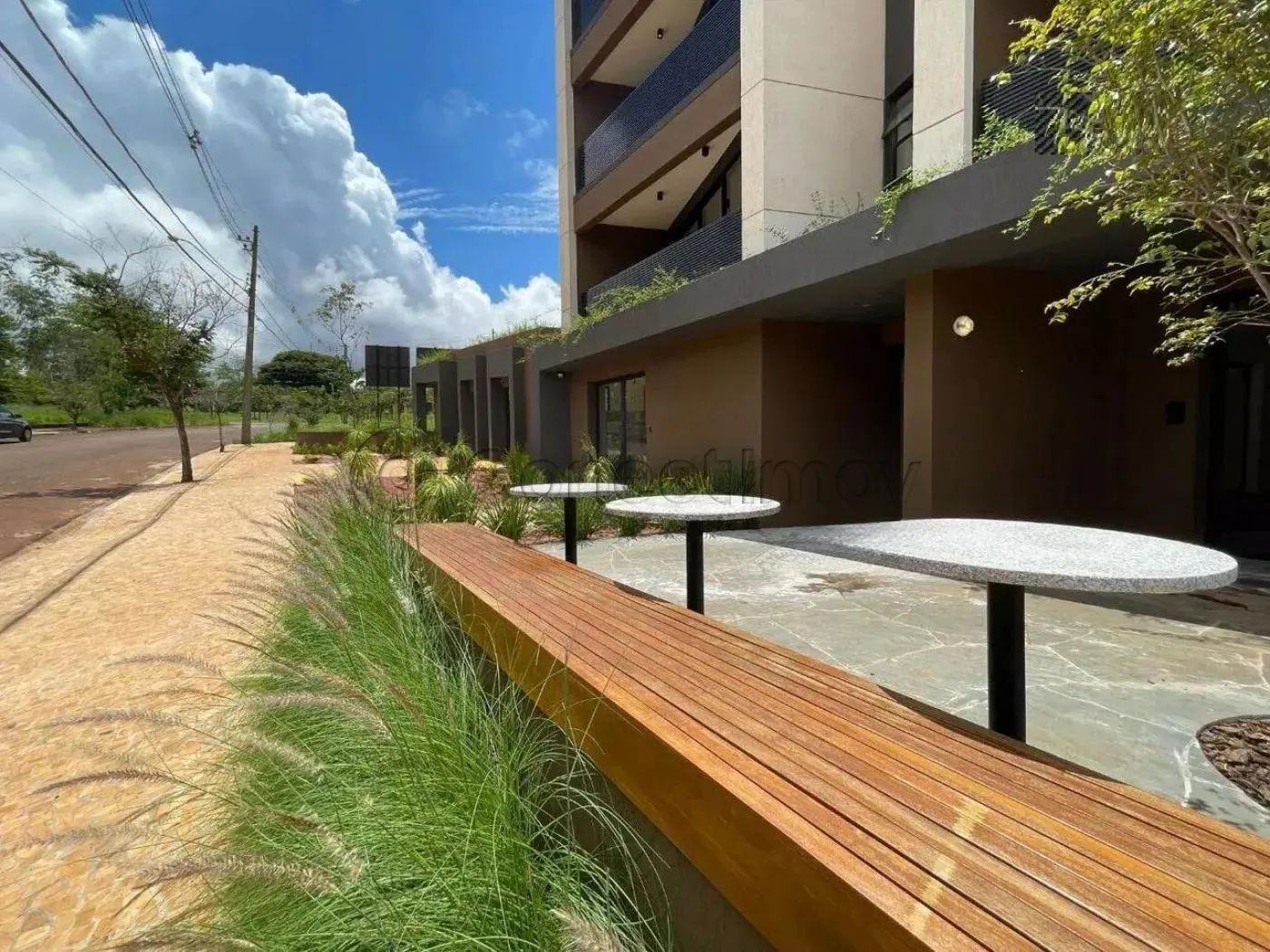 Comercial / Sal&atilde;o sem Condom&iacute;nio em Ribeir&atilde;o Preto 