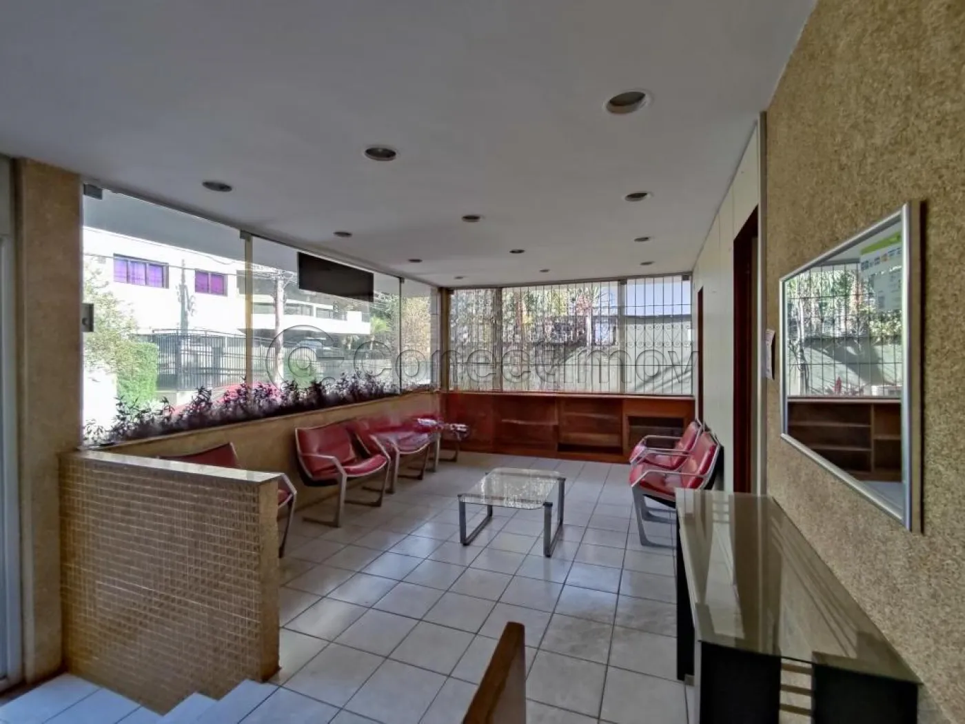 Comercial / Padr&atilde;o em Ribeir&atilde;o Preto Alugar por R$3.300,00