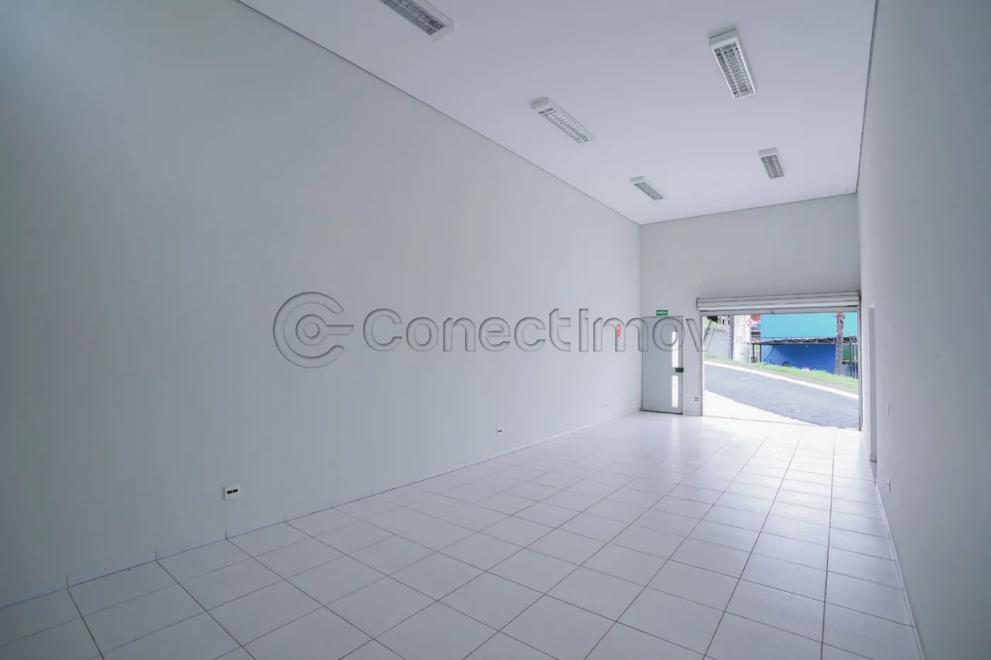 Comercial / Padr&atilde;o em Ribeir&atilde;o Preto Alugar por R$3.495,00