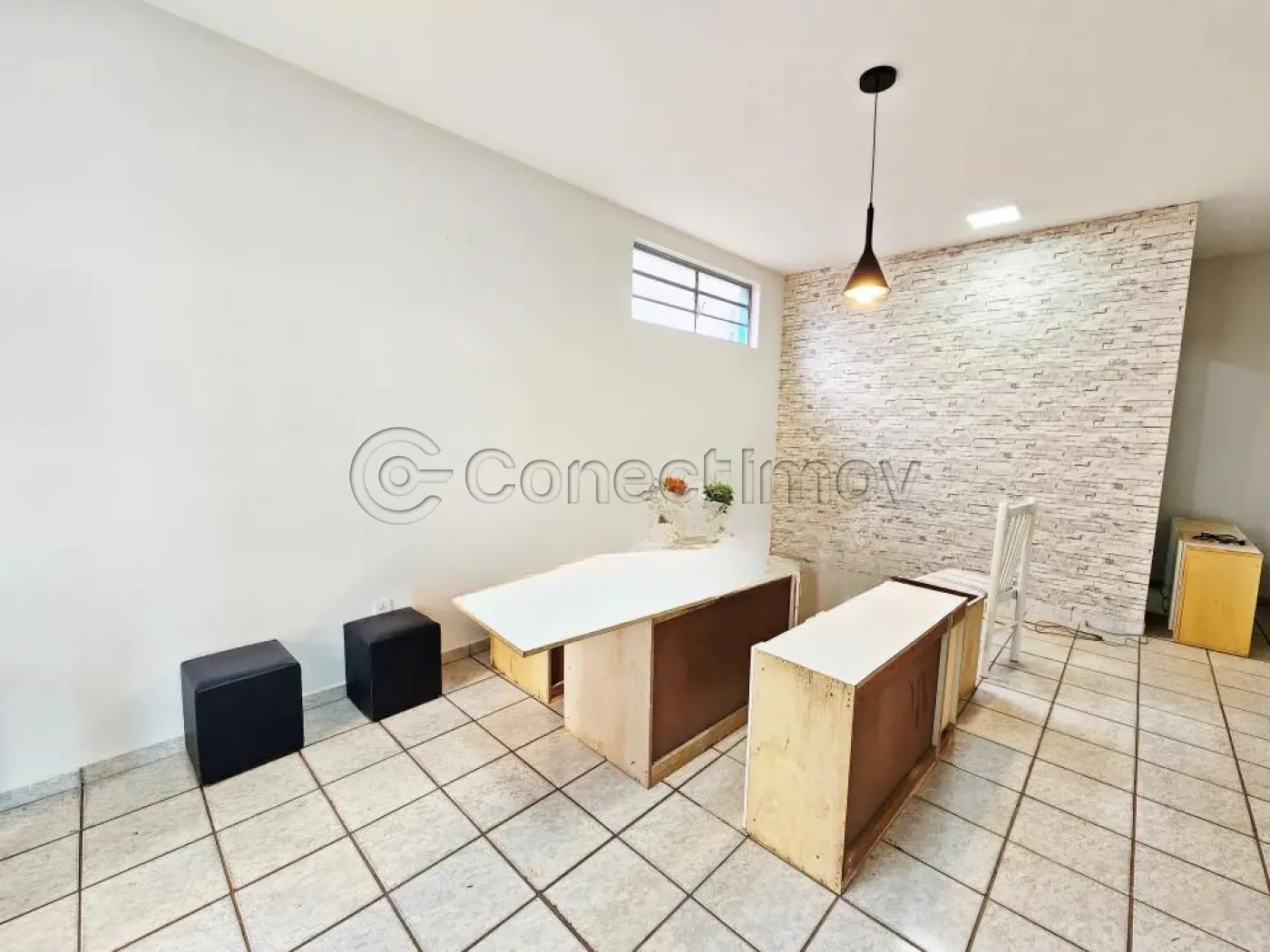 Comercial / Sala sem Condom&iacute;nio em Ribeir&atilde;o Preto 