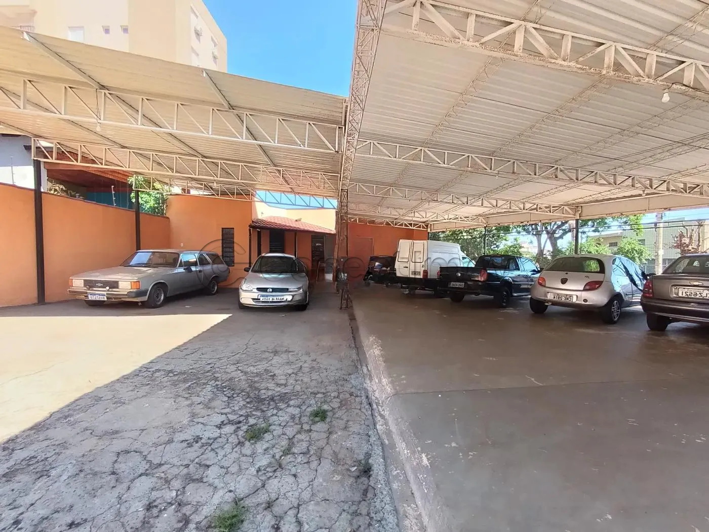 Comercial / Padr&atilde;o em Ribeir&atilde;o Preto 