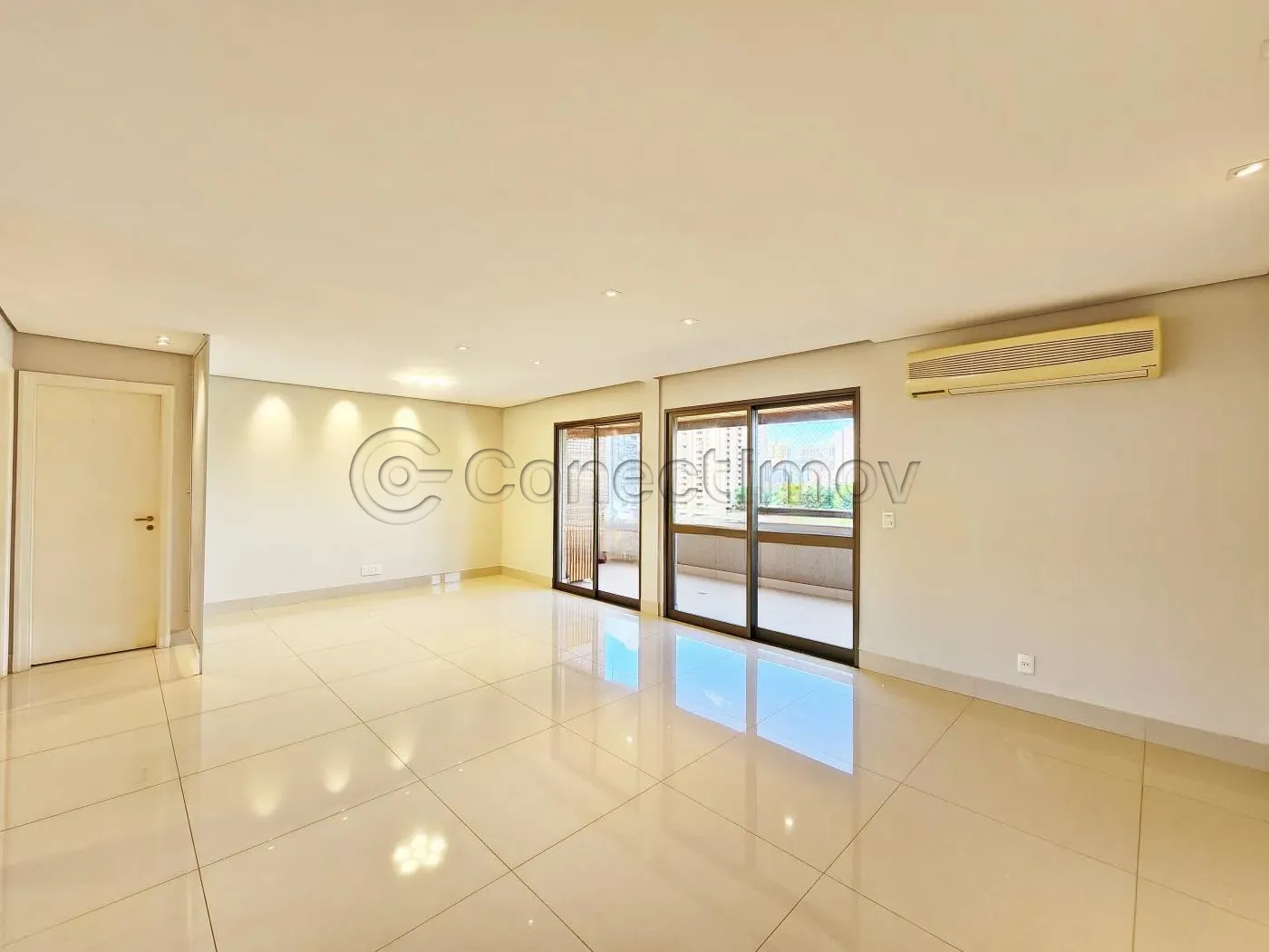 Apartamento / Padr&atilde;o em Ribeir&atilde;o Preto 