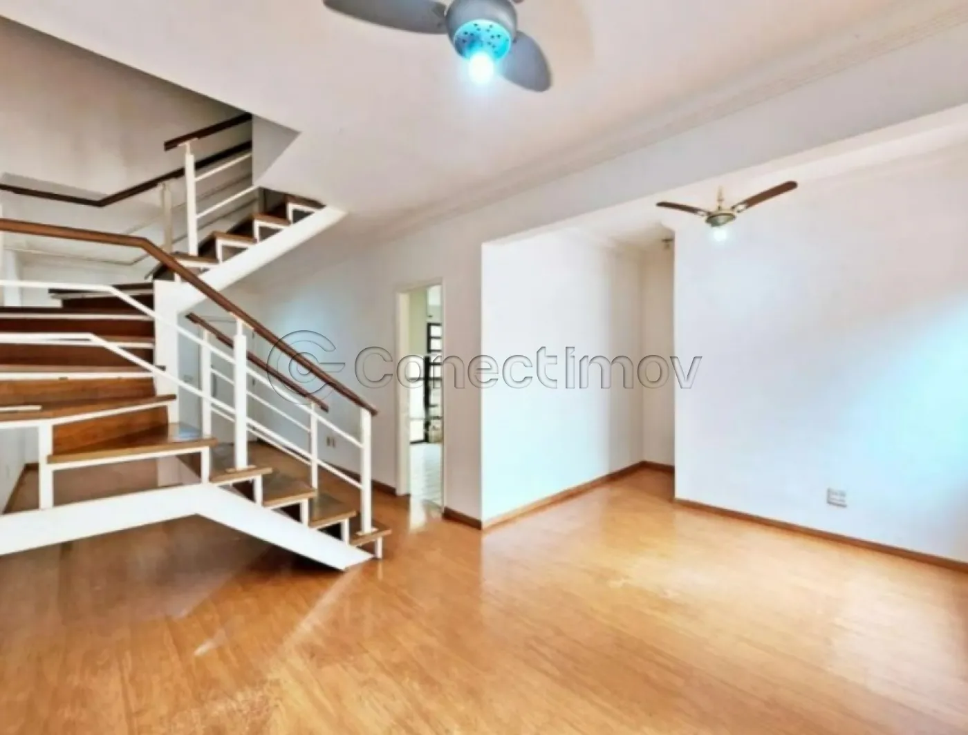 Casa / Condom&iacute;nio em Ribeir&atilde;o Preto 