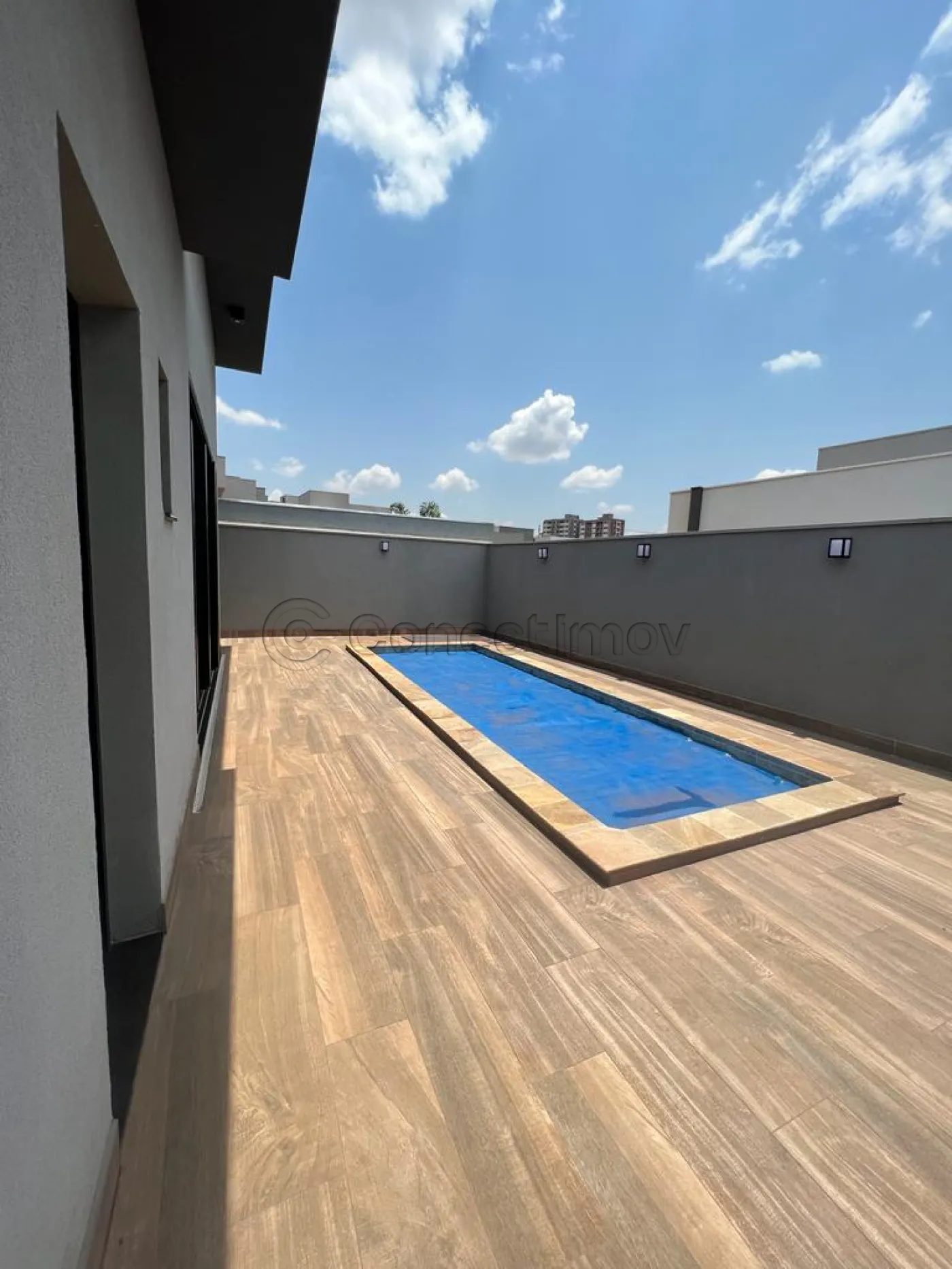 Casa / Condom&iacute;nio em Ribeir&atilde;o Preto 