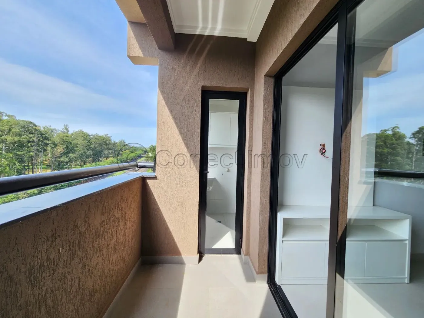 Apartamento / Padr&atilde;o em Ribeir&atilde;o Preto Alugar por R$2.000,00