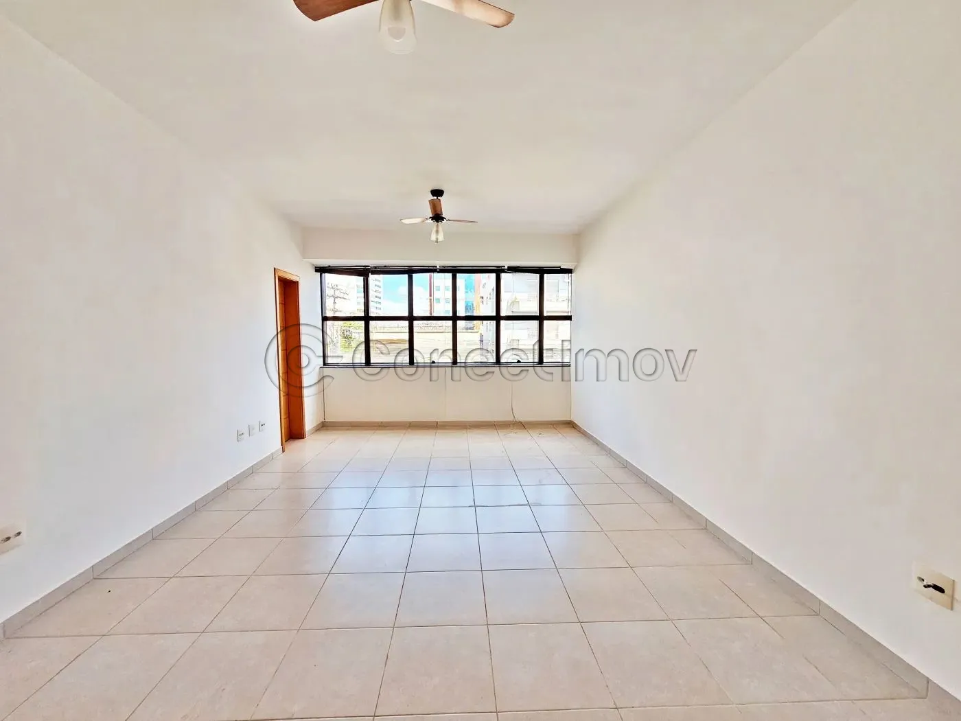 Comercial / Sala sem Condom&iacute;nio em Ribeir&atilde;o Preto 