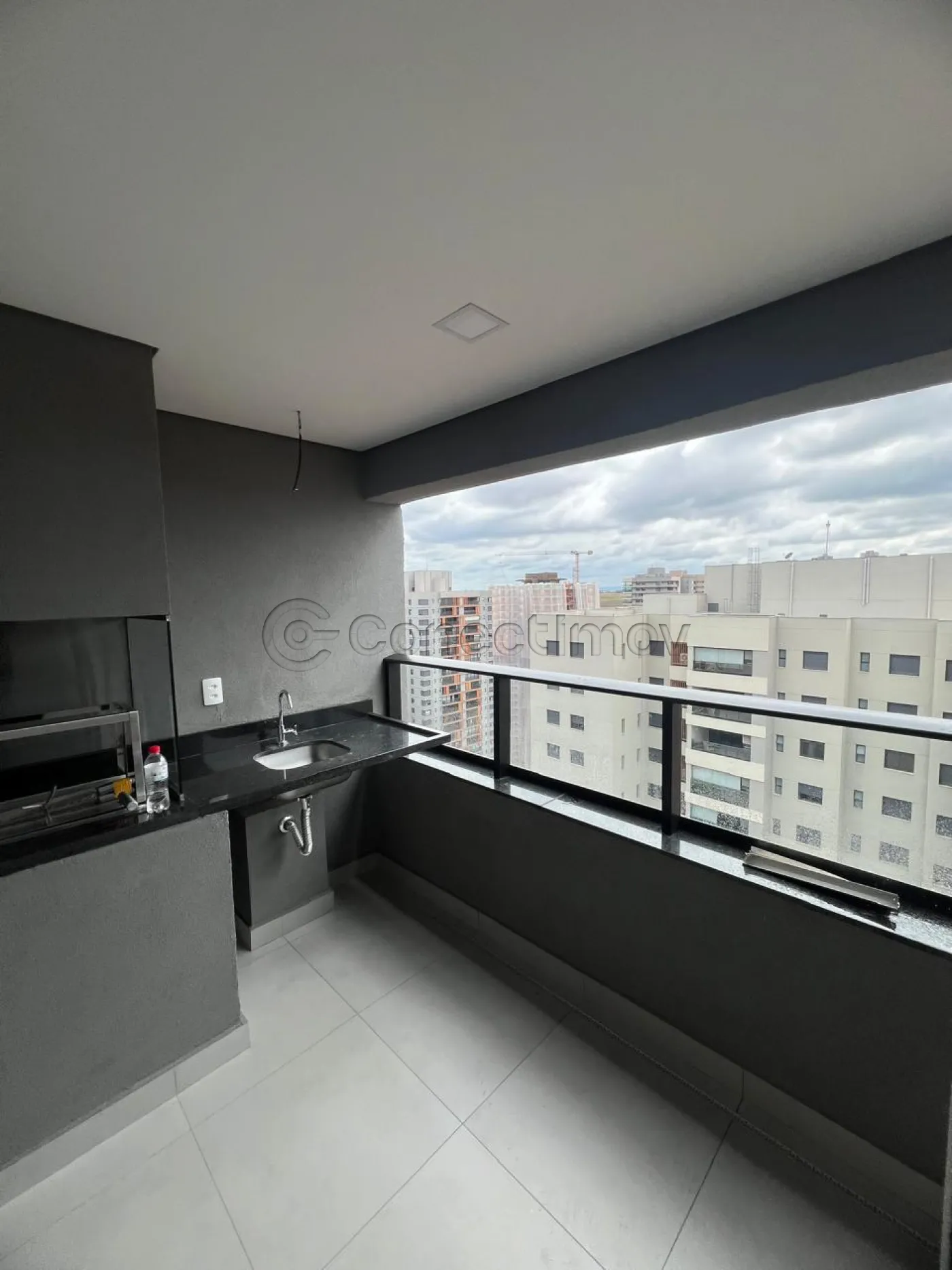 Apartamento / Padr&atilde;o em Ribeir&atilde;o Preto 