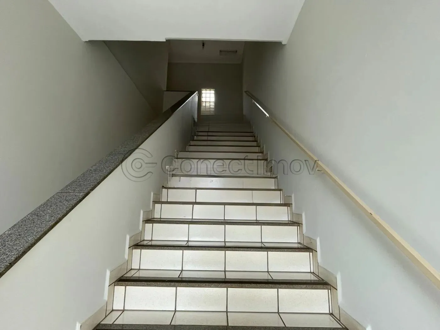 Comercial / Sala sem Condom&iacute;nio em Ribeir&atilde;o Preto 