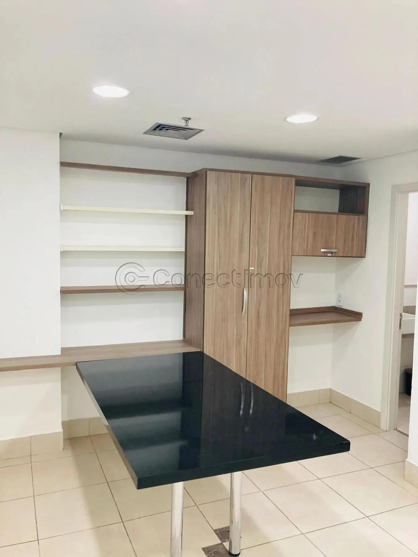 Comercial / Sala sem Condom&iacute;nio em Ribeir&atilde;o Preto 