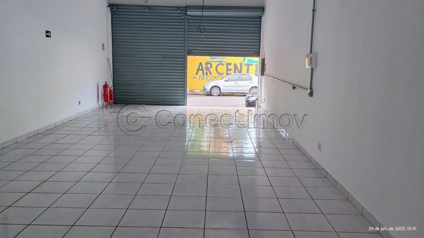 Comercial / Padr&atilde;o em Ribeir&atilde;o Preto Alugar por R$1.500,00