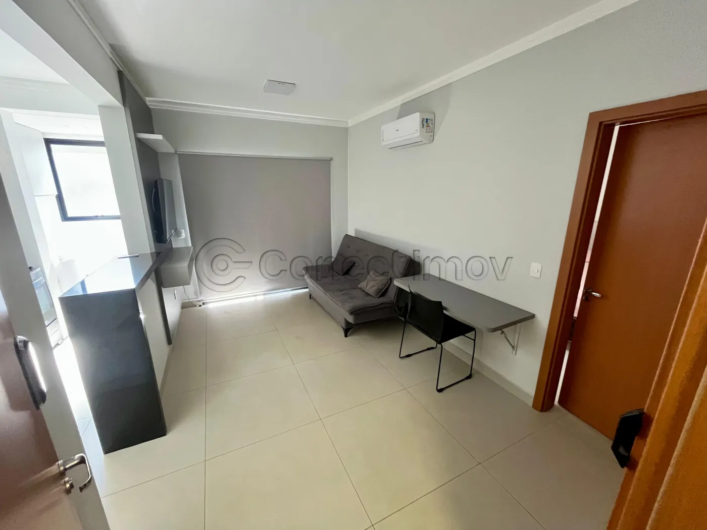 Apartamento / Padr&atilde;o em Ribeir&atilde;o Preto Alugar por R$2.200,00