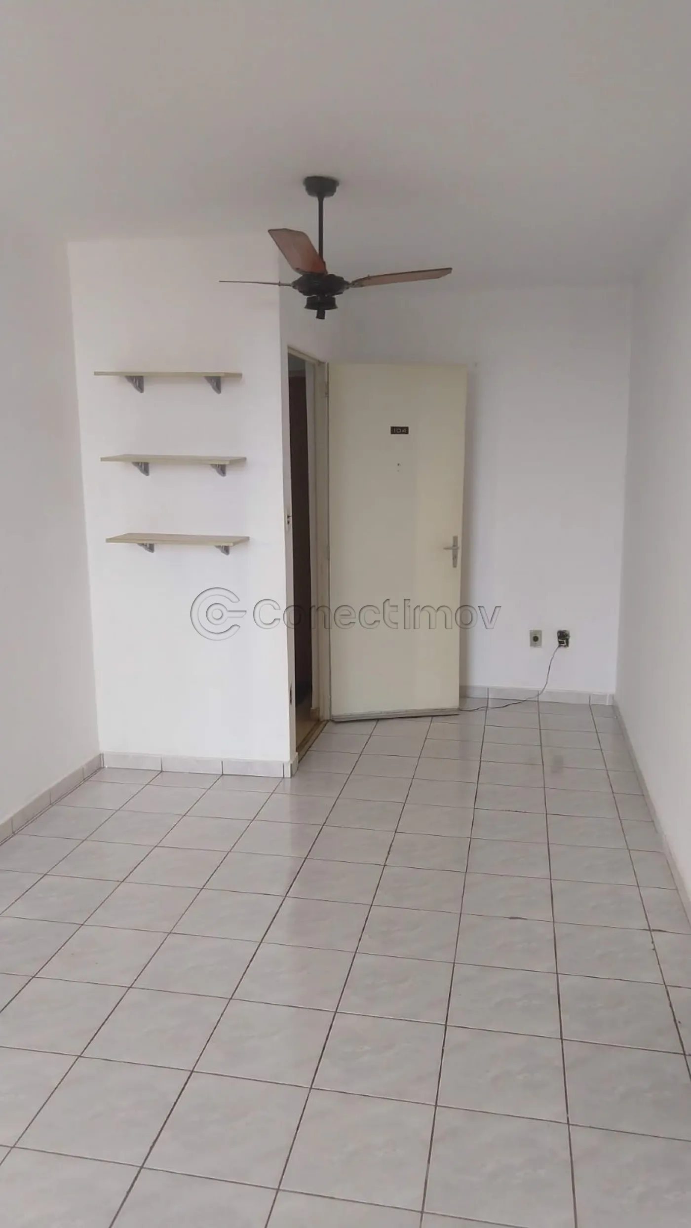 Alugar Apartamento / Padr&atilde;o em Ribeir&atilde;o Preto R$ 1.300,00 - Foto 2