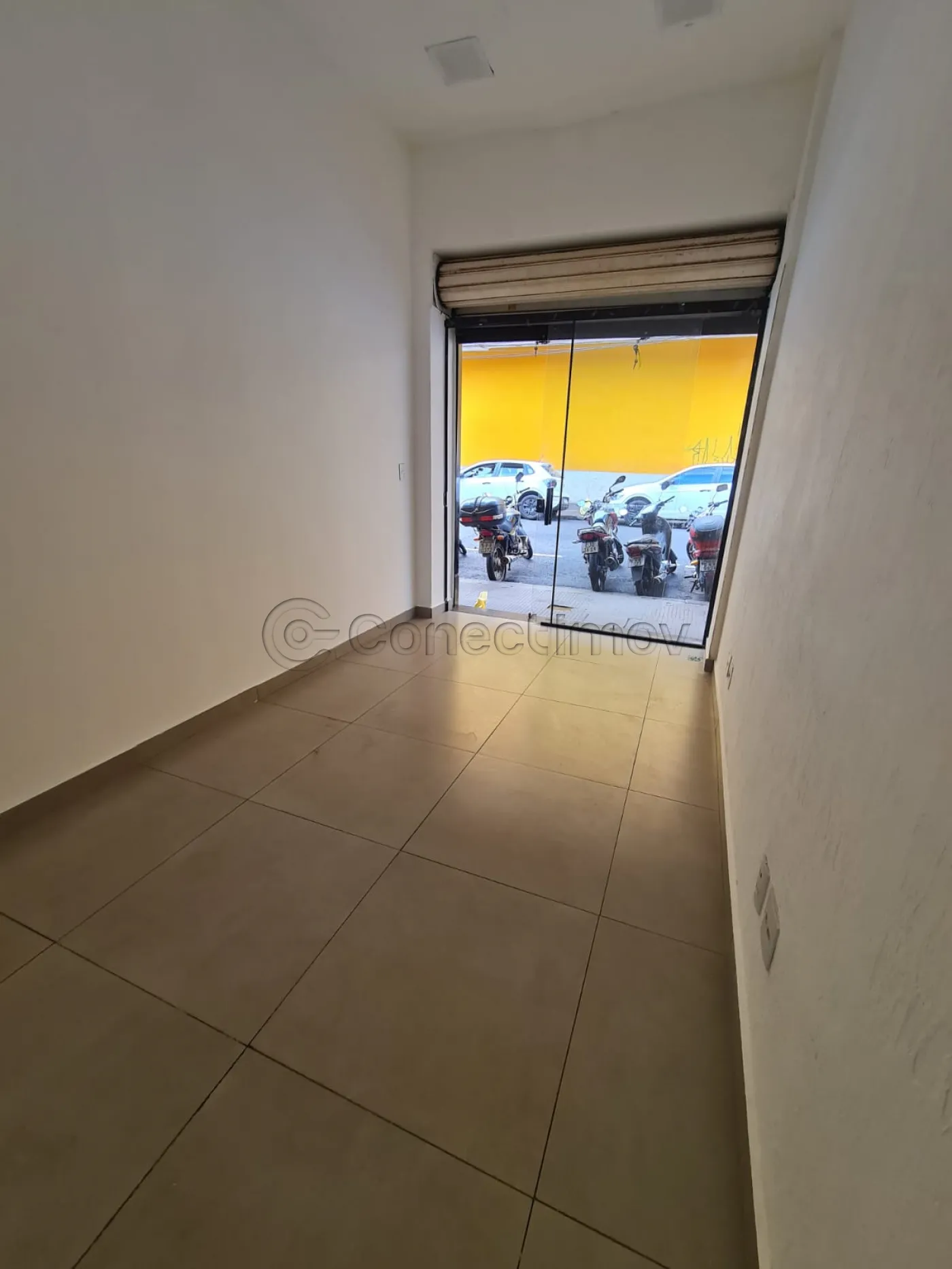 Comercial / Sal&atilde;o sem Condom&iacute;nio em Ribeir&atilde;o Preto Alugar por R$5.500,00