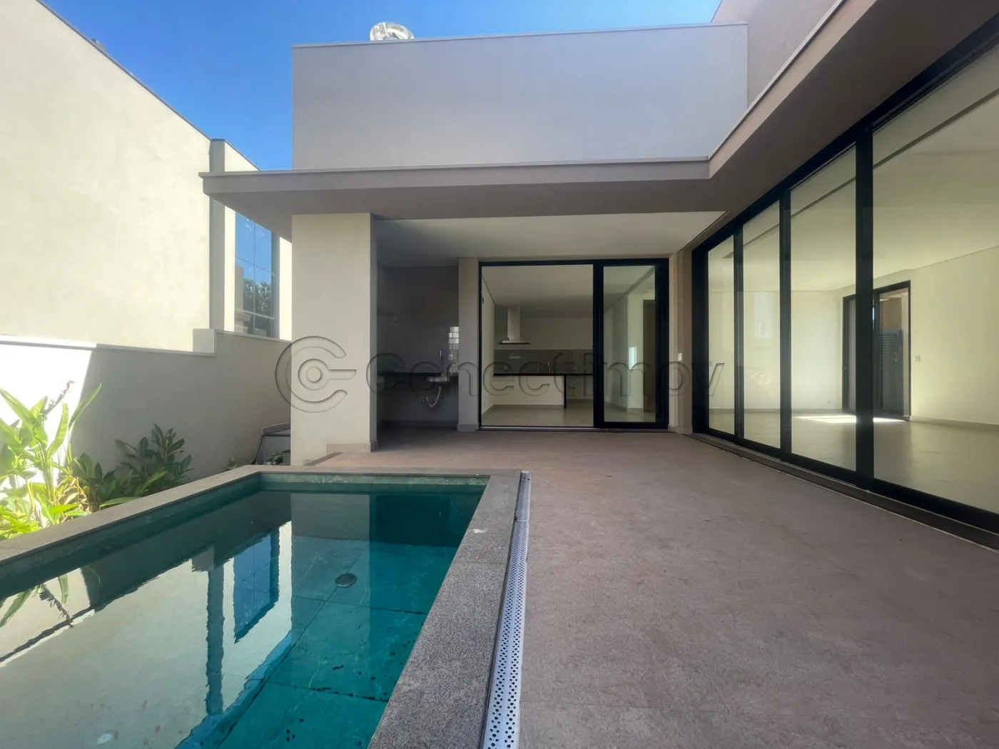 Casa / Condom&iacute;nio em Ribeir&atilde;o Preto 