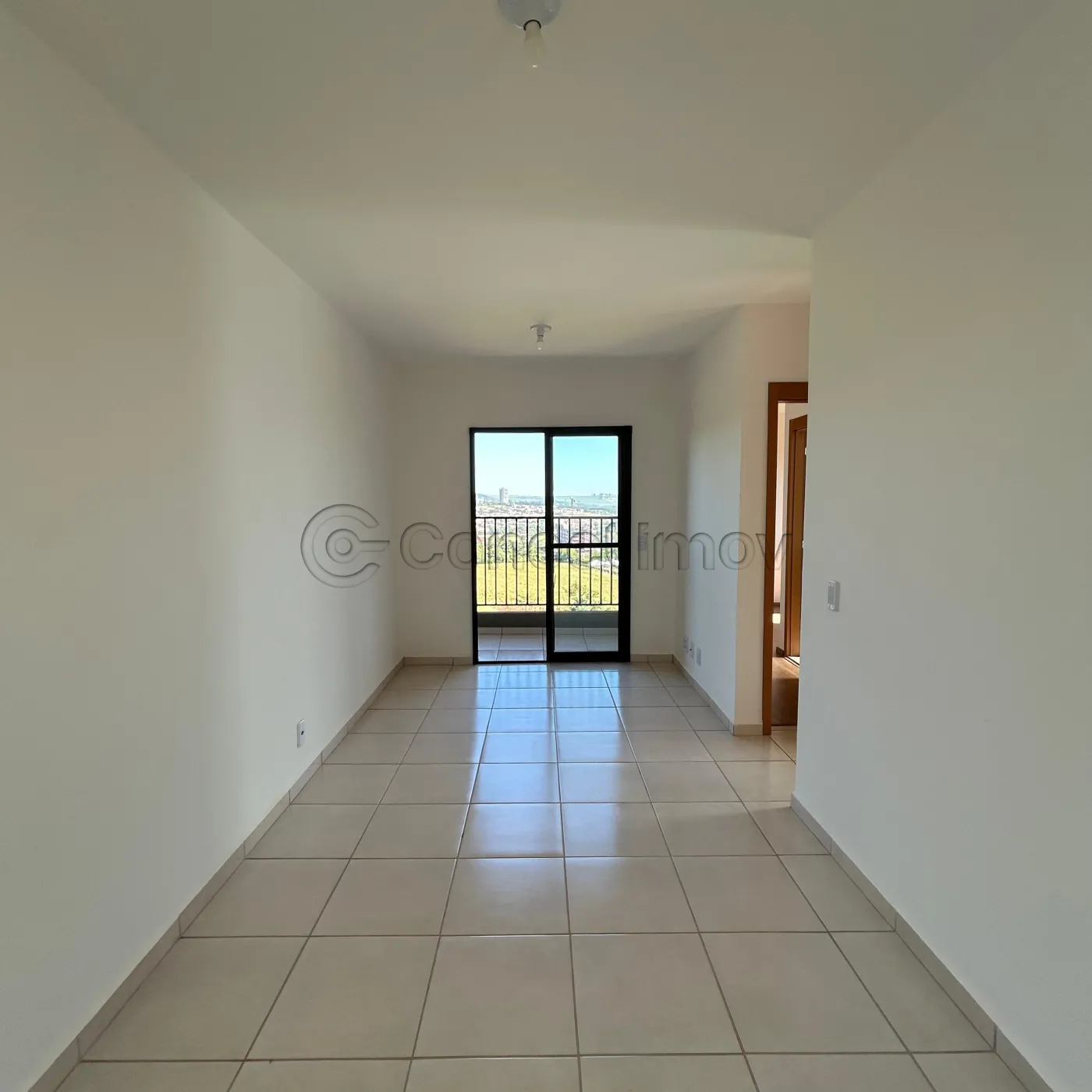 Apartamento / Padr&atilde;o em Ribeir&atilde;o Preto Alugar por R$2.400,00
