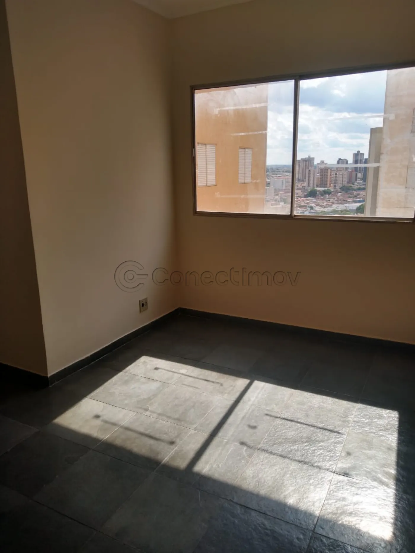 Alugar Apartamento / Padr&atilde;o em Ribeir&atilde;o Preto R$ 1.450,00 - Foto 7