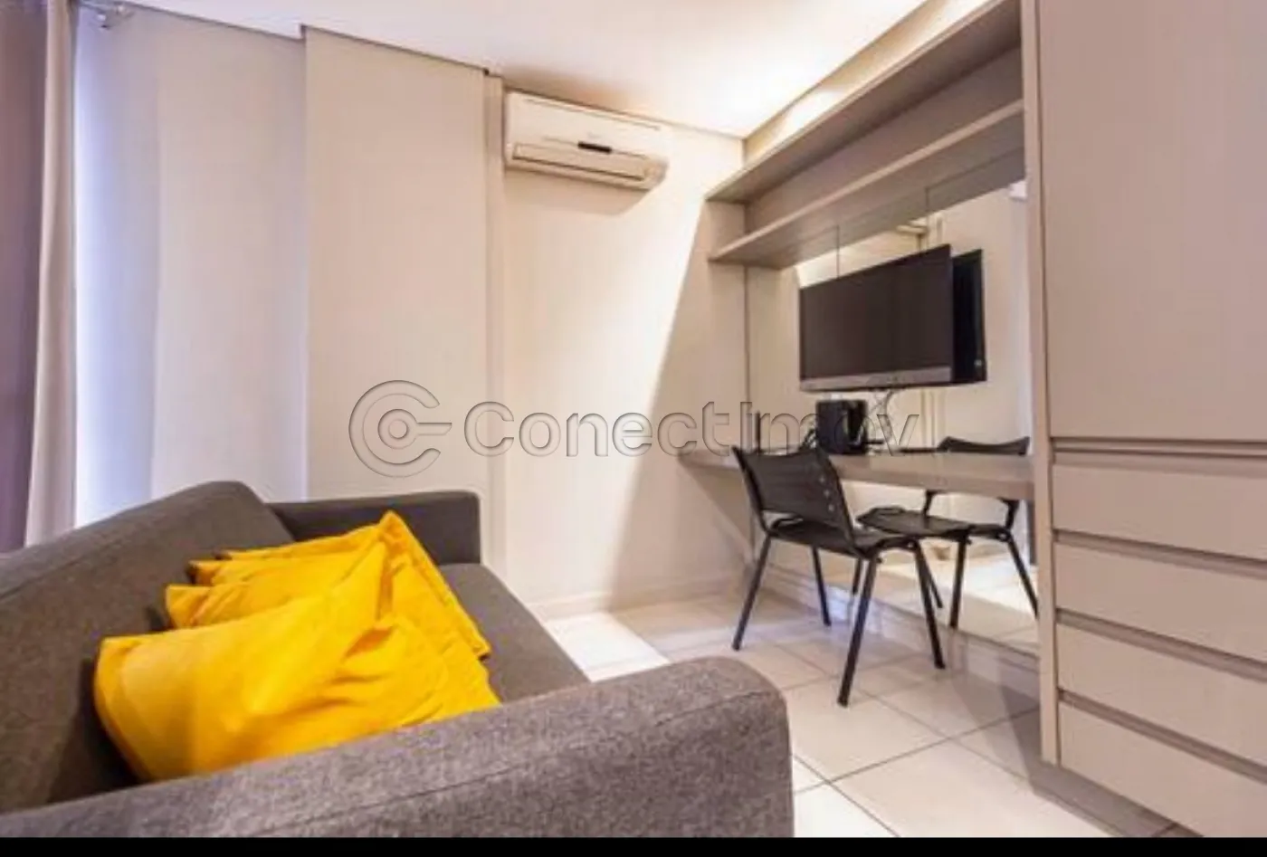 Apartamento / Kitchnet com Condom&iacute;nio em Ribeir&atilde;o Preto Alugar por R$1.650,00