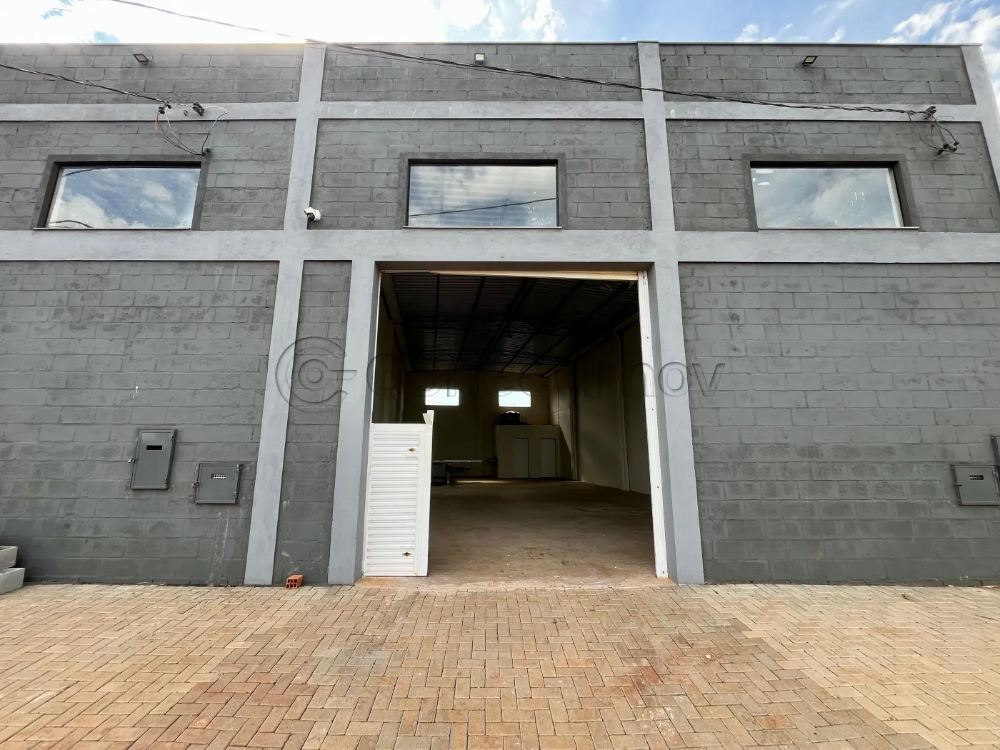 Comercial / Galp&atilde;o em Ribeir&atilde;o Preto Alugar por R$3.000,00