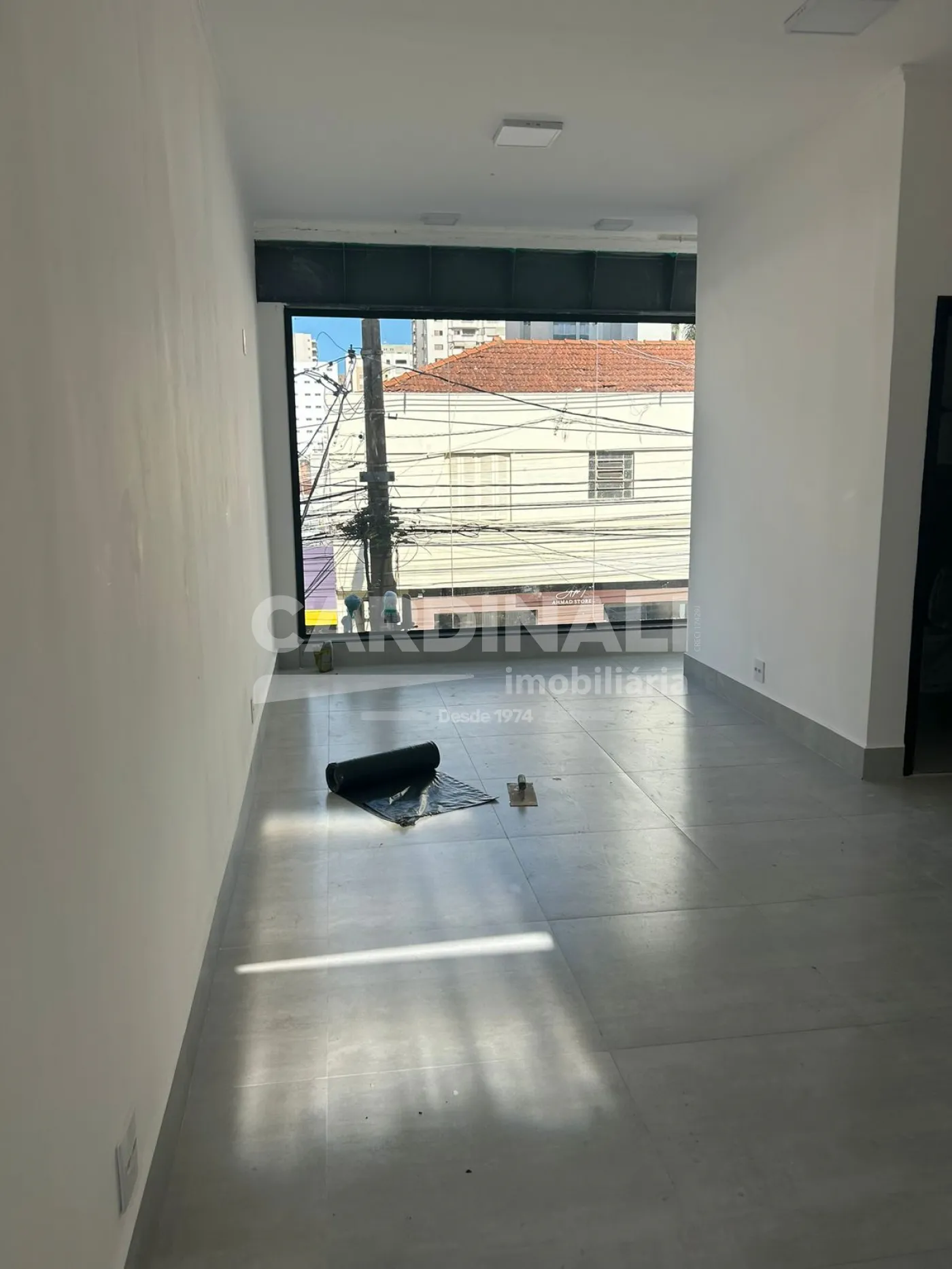 Comercial / Sala sem Condom&iacute;nio em Ribeir&atilde;o Preto Alugar por R$4.000,00