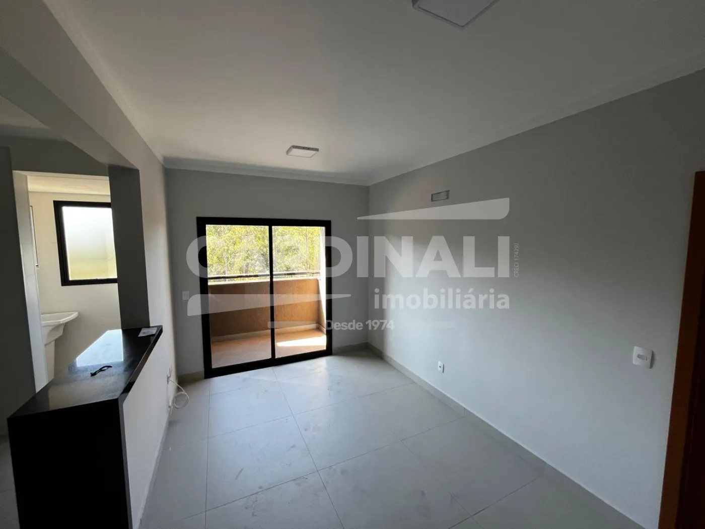 Apartamento / Padr&atilde;o em Ribeir&atilde;o Preto Alugar por R$1.870,00