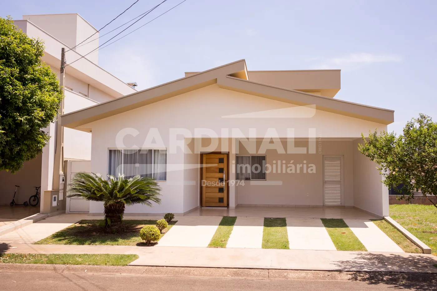 Casa / Condom&iacute;nio em S&atilde;o Carlos 