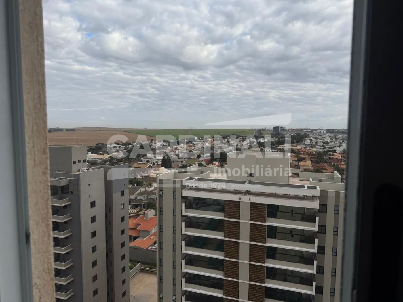 Apartamento / Padrão em São Carlos 