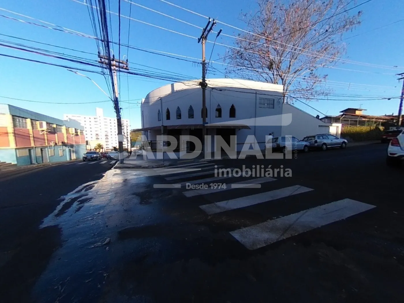 Comercial / Sal&atilde;o em S&atilde;o Carlos Alugar por R$3.334,00