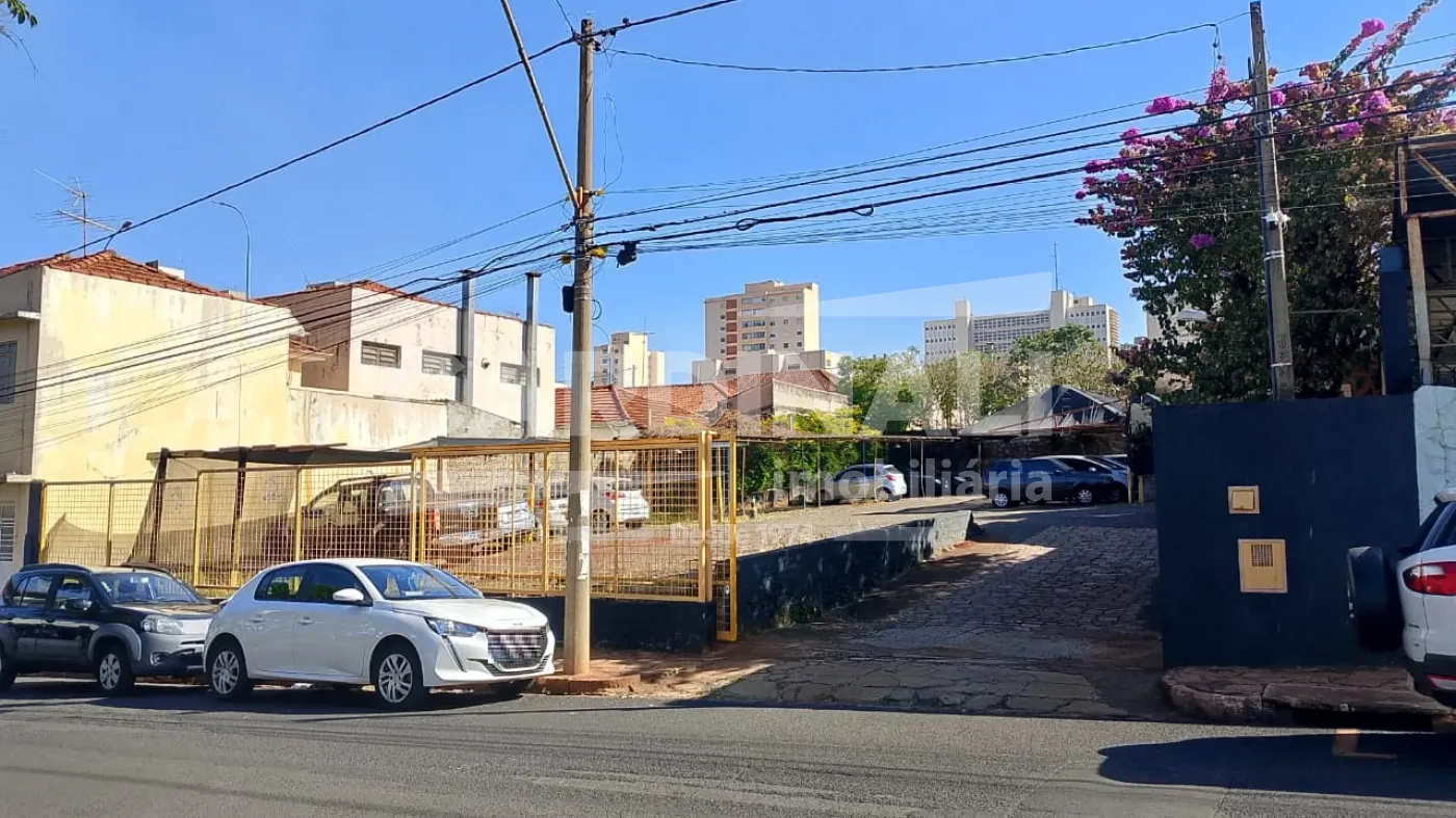 Terreno / &Aacute;rea em Araraquara , Comprar por R$12.000.000,00