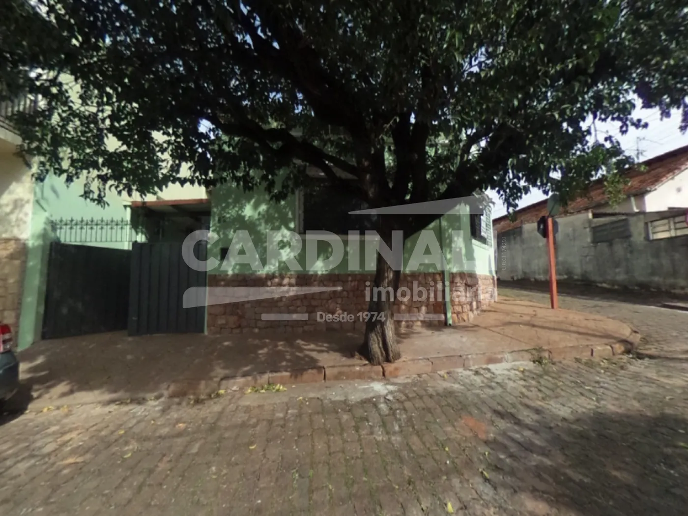 Casa / Padr&atilde;o em Araraquara Alugar por R$1.900,00