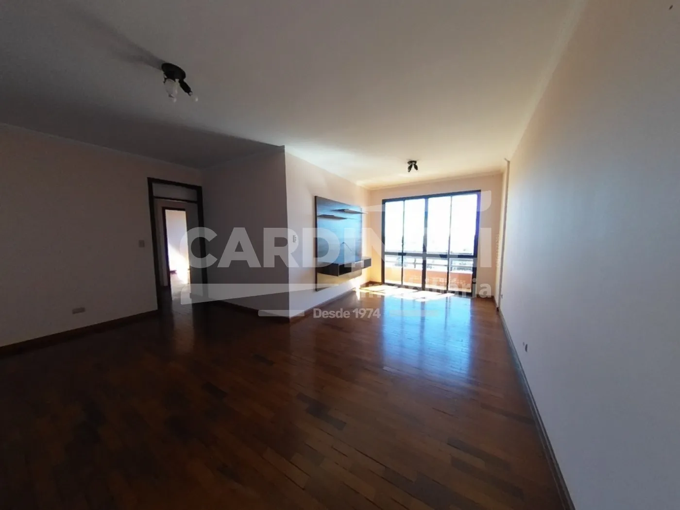 Apartamento / Padr&atilde;o em S&atilde;o Carlos 