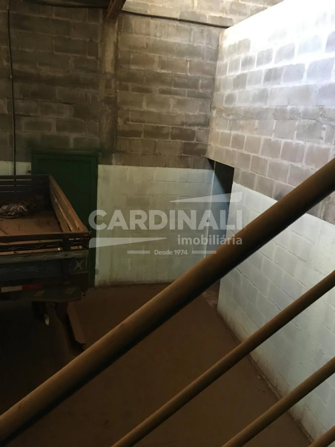 Comercial / Galp&atilde;o com condom&iacute;nio em Ribeir&atilde;o Preto Alugar por R$3.000,00