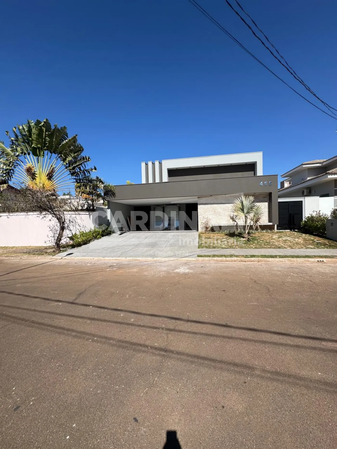 Casa / Condom&iacute;nio em S&atilde;o Carlos 