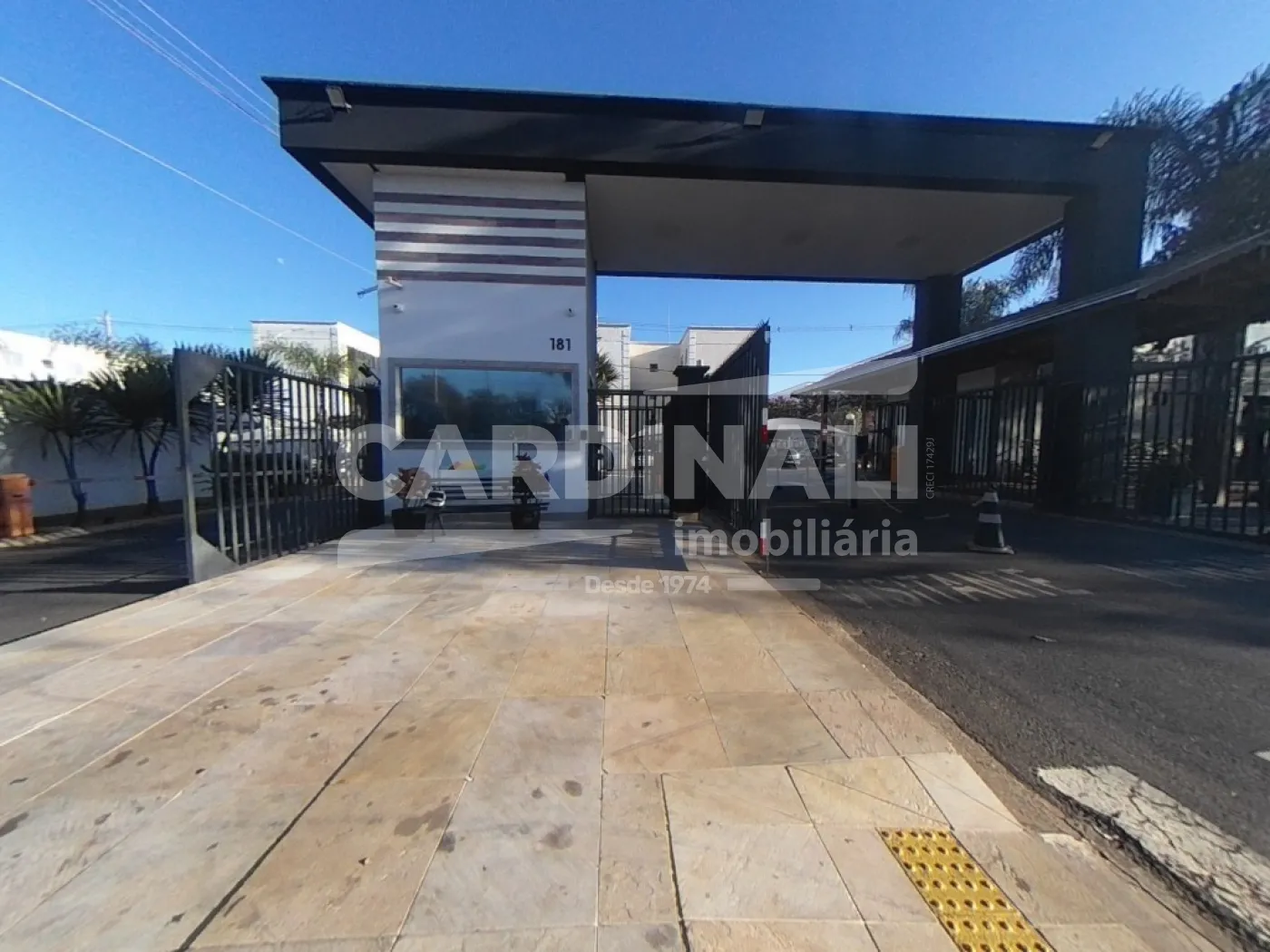 Apartamento / Padr&atilde;o em S&atilde;o Carlos Alugar por R$900,00