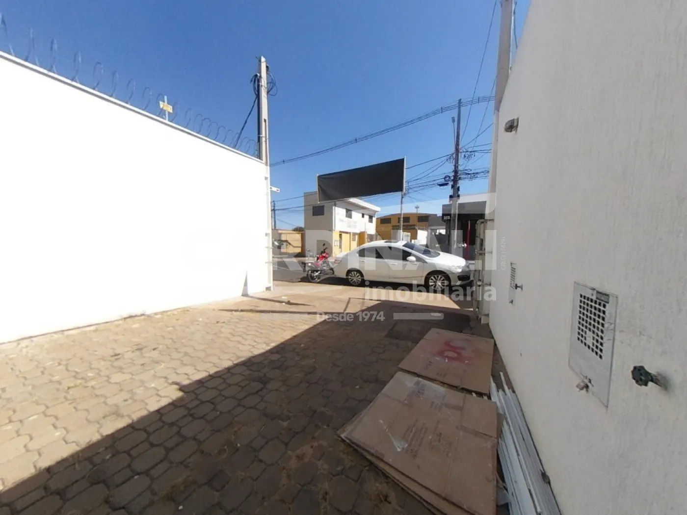 Alugar Comercial / Sal&atilde;o em S&atilde;o Carlos R$ 1.112,00 - Foto 2