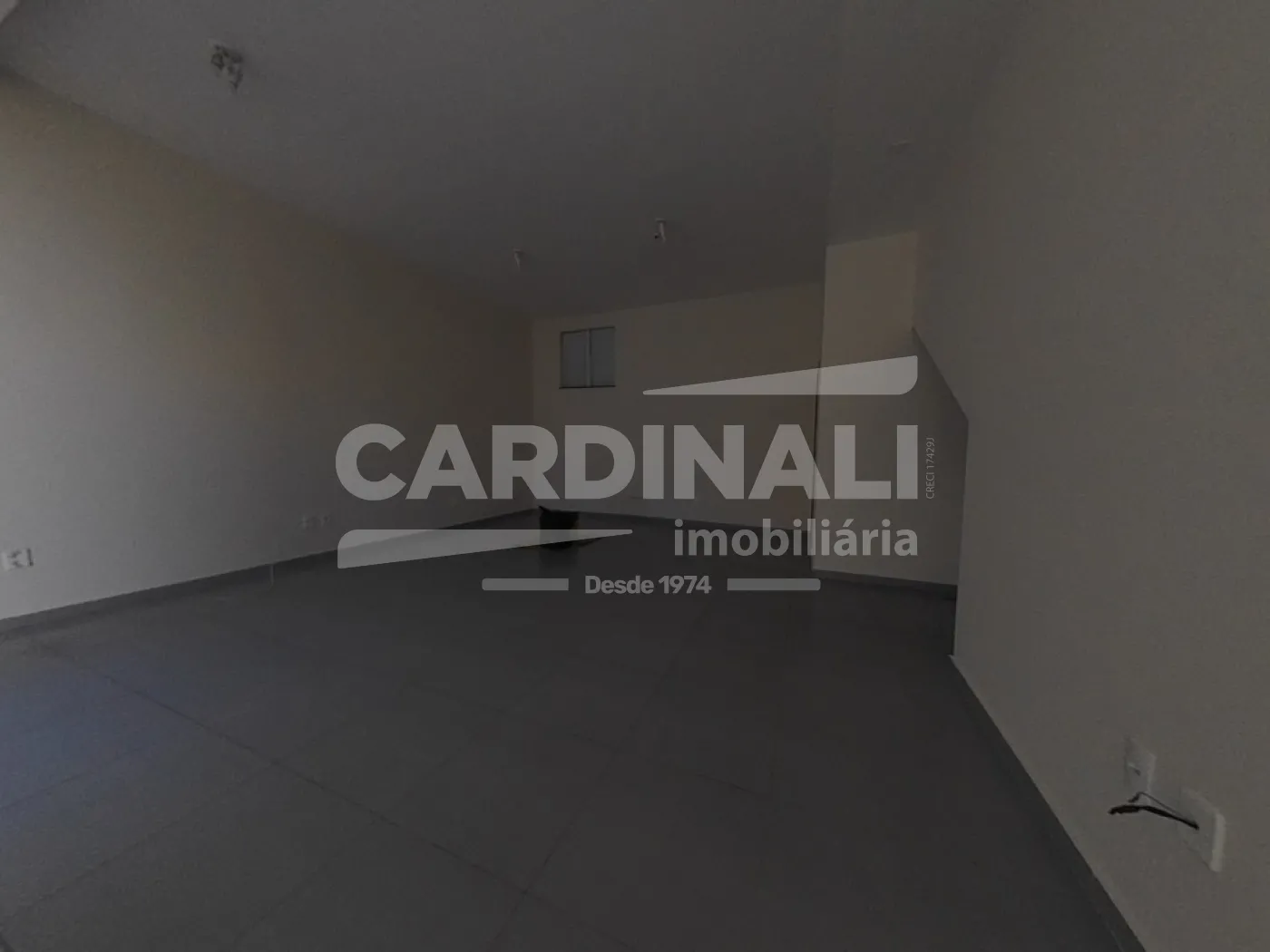 Alugar Comercial / Sal&atilde;o em S&atilde;o Carlos R$ 1.112,00 - Foto 3