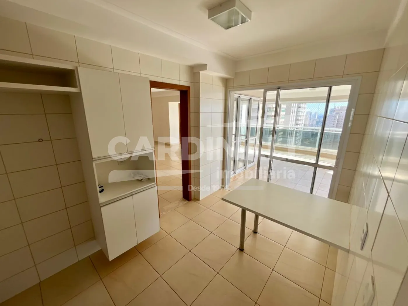 Apartamento / Padr&atilde;o em Ribeir&atilde;o Preto Alugar por R$6.000,00