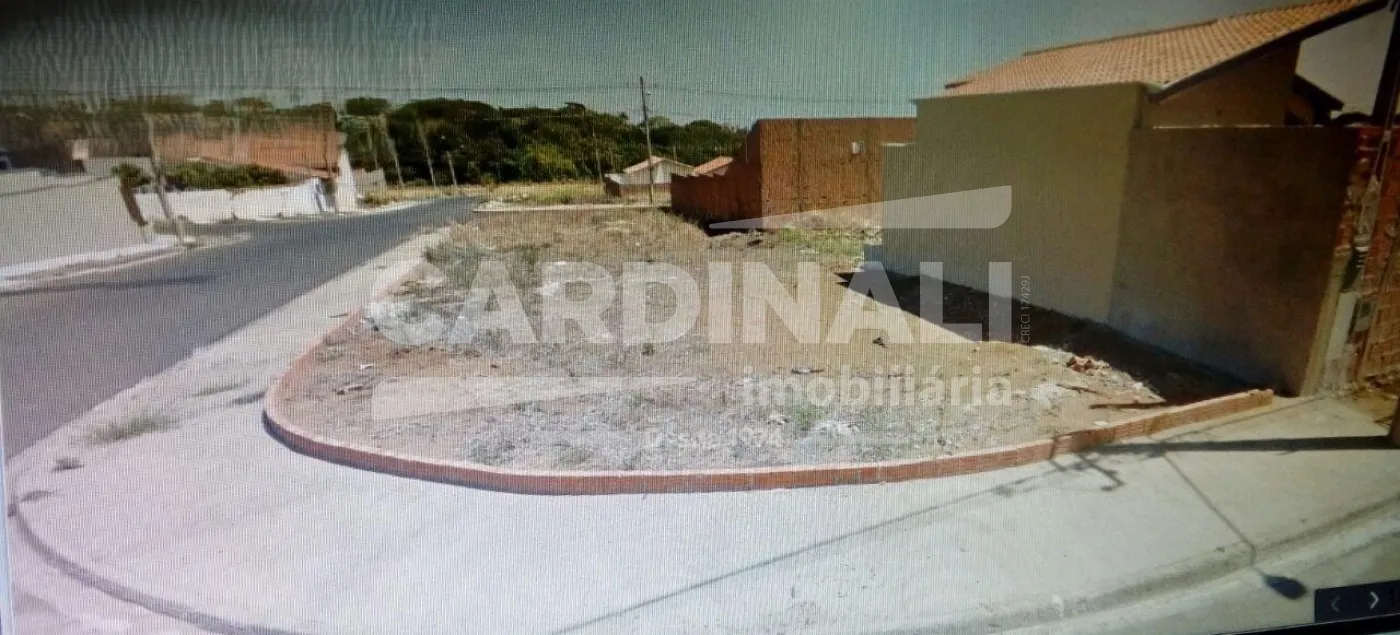Terreno / Padr&atilde;o em S&atilde;o Carlos 