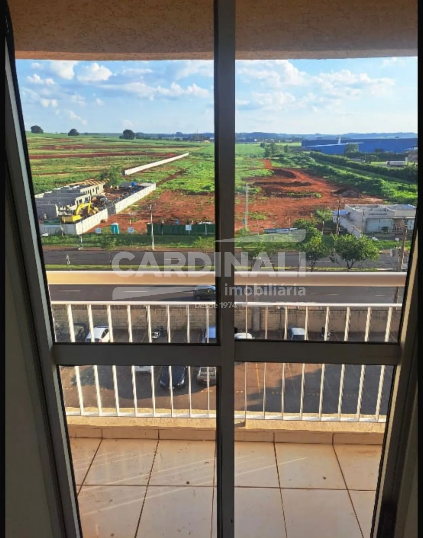 Apartamento / Padr&atilde;o em Ribeir&atilde;o Preto Alugar por R$1.800,00