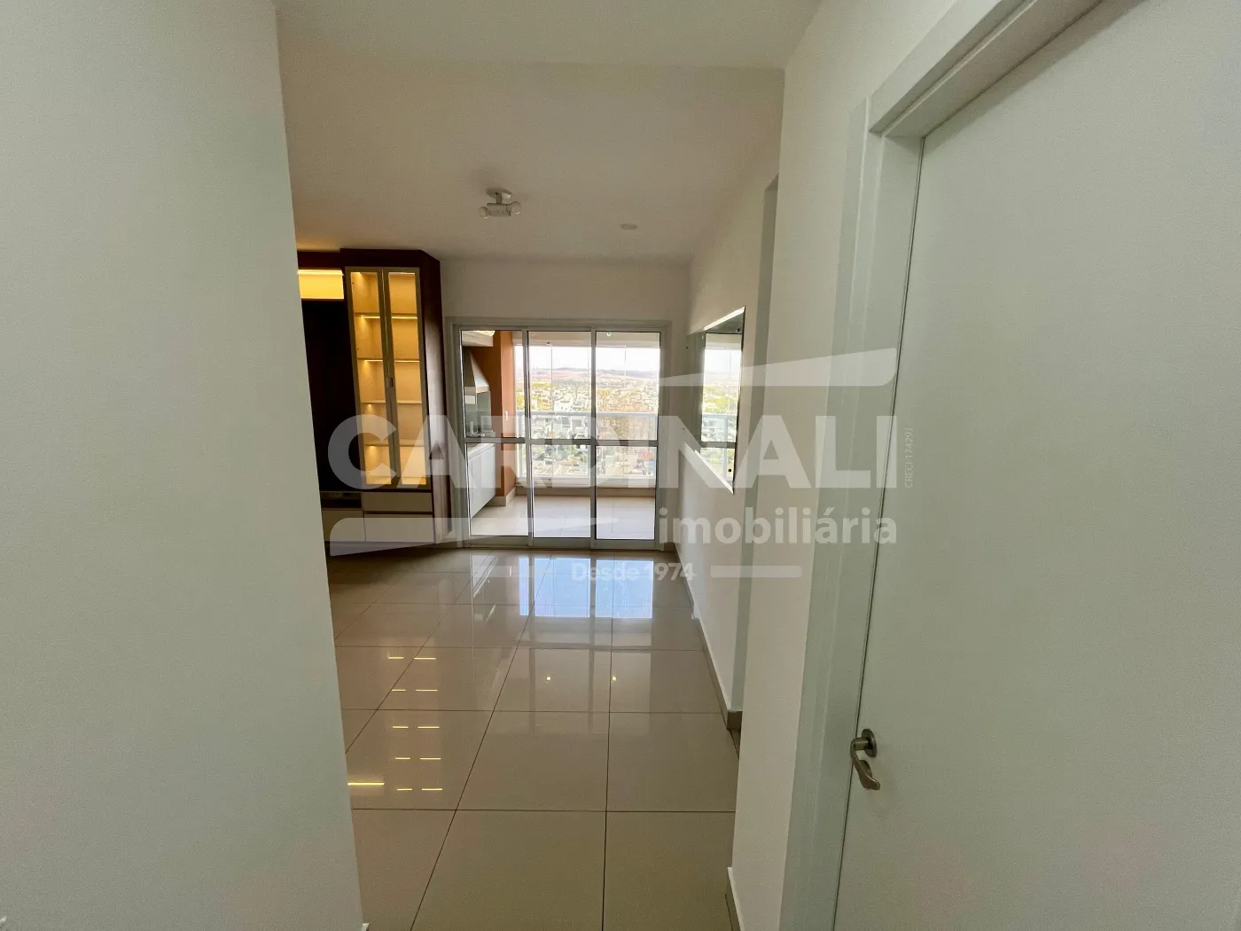 Apartamento / Padr&atilde;o em Ribeir&atilde;o Preto Alugar por R$5.000,00