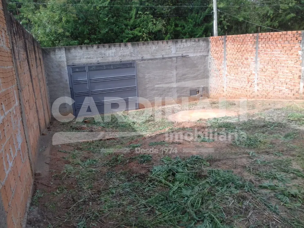 Comprar Terreno / Padr&atilde;o em Araraquara R$ 120.000,00 - Foto 2