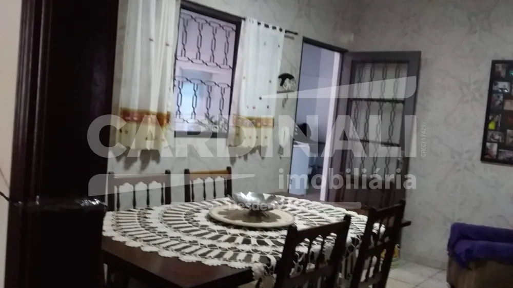 Comprar Casa / Padr&atilde;o em Araraquara R$ 340.000,00 - Foto 4
