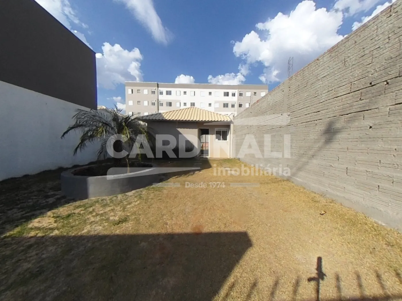 Casa / Padr&atilde;o em S&atilde;o Carlos Alugar por R$2.612,00