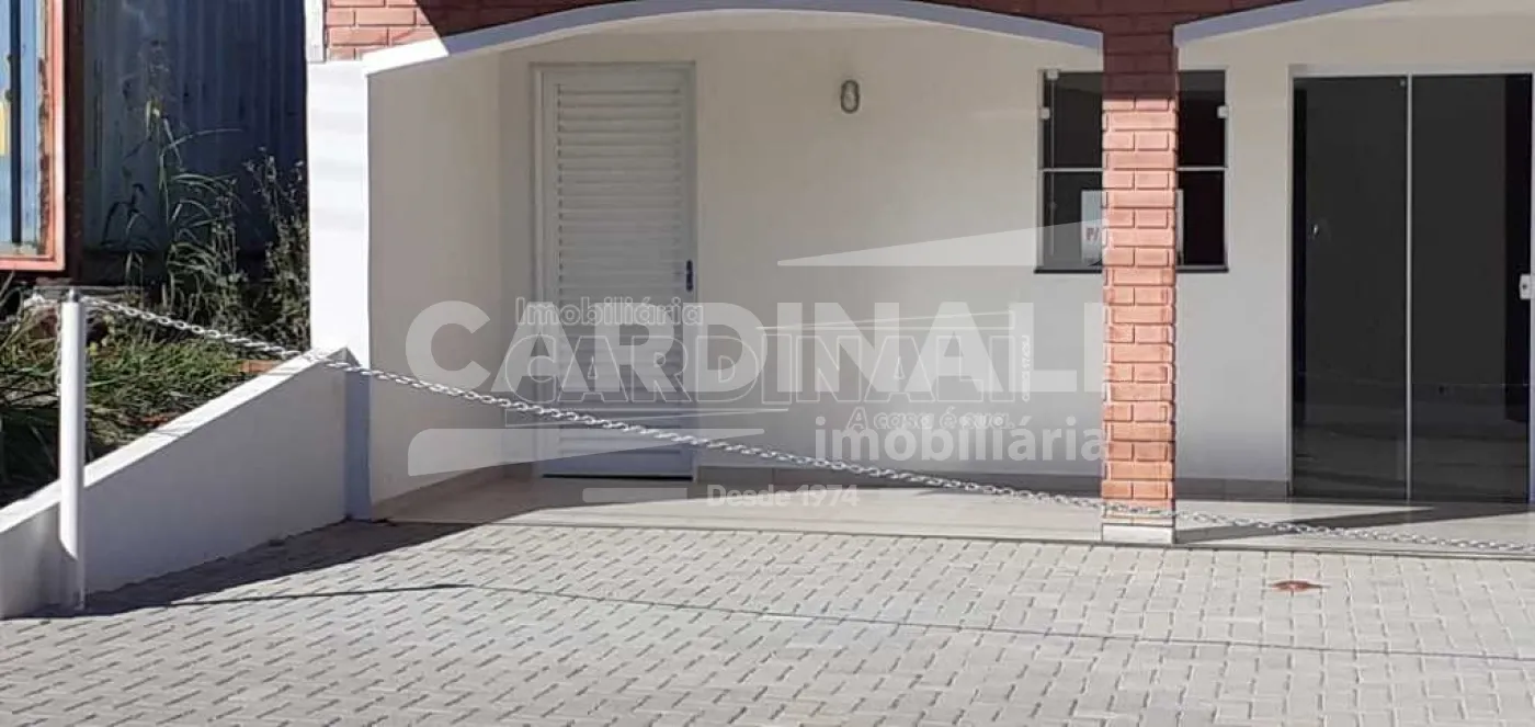 Apartamento / Kitchnet em S&atilde;o Carlos Alugar por R$1.390,00