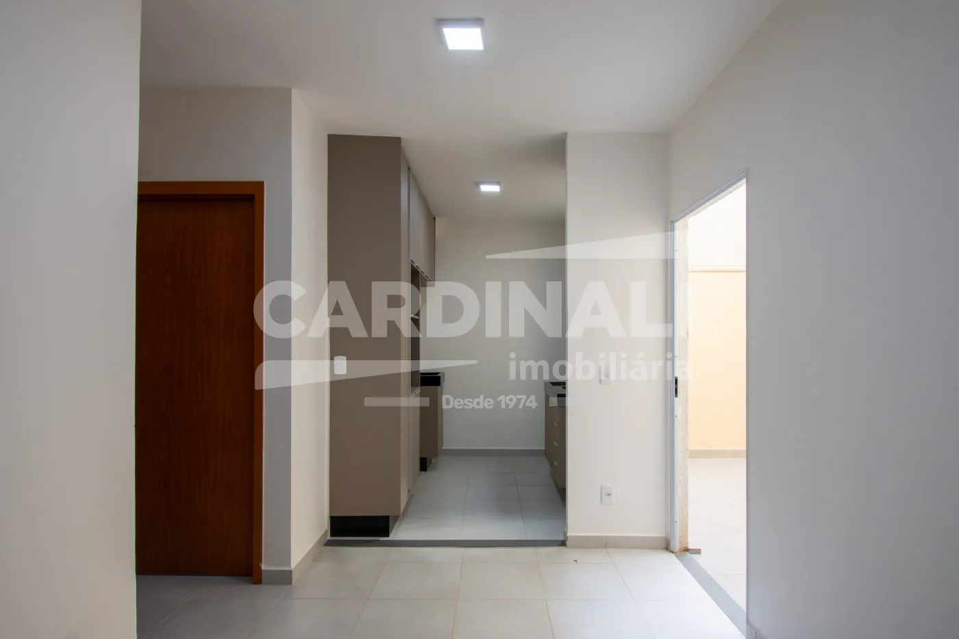 Apartamento / Padr&atilde;o em Ribeir&atilde;o Preto Alugar por R$1.800,00