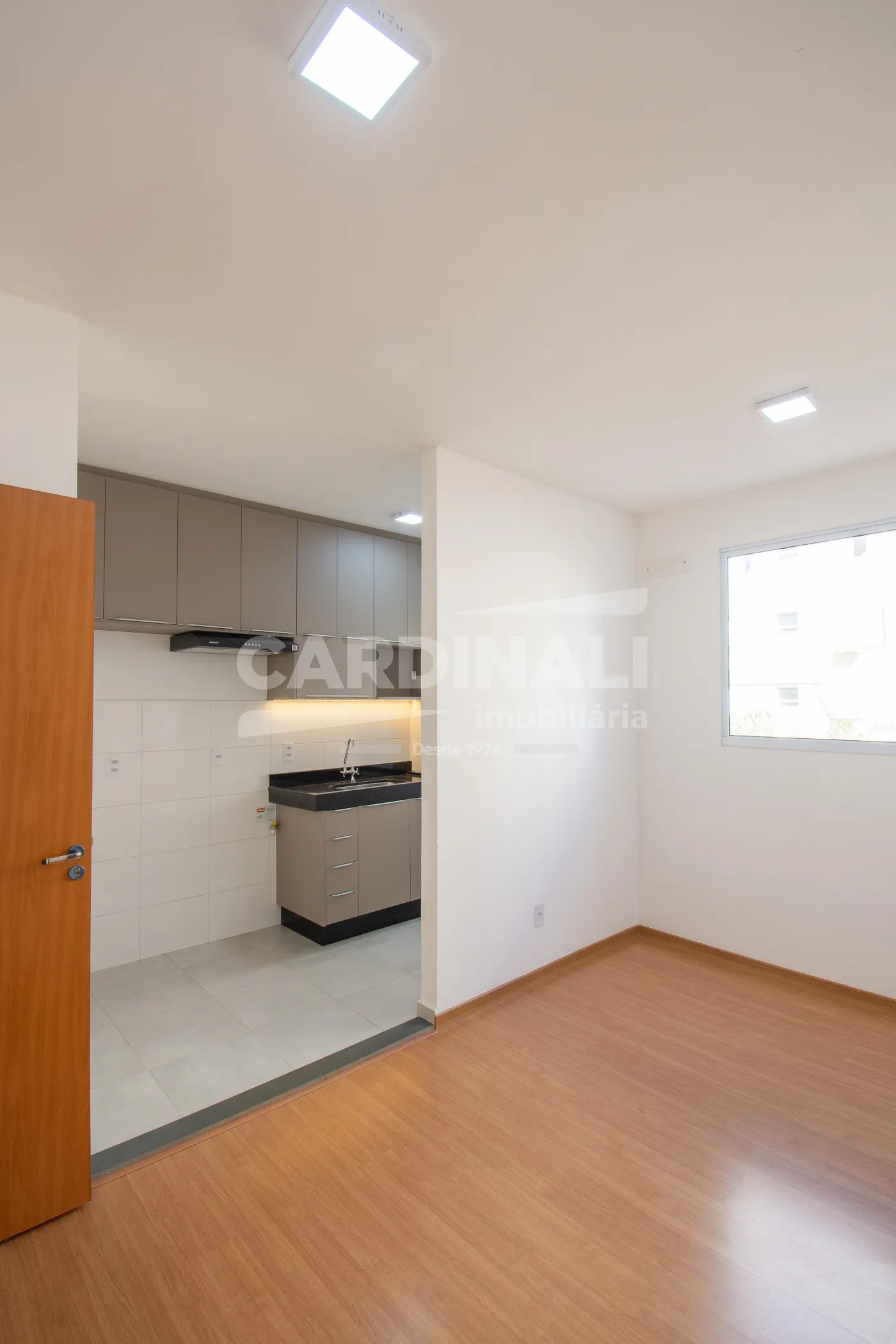 Apartamento / Padr&atilde;o em Ribeir&atilde;o Preto Alugar por R$1.650,00