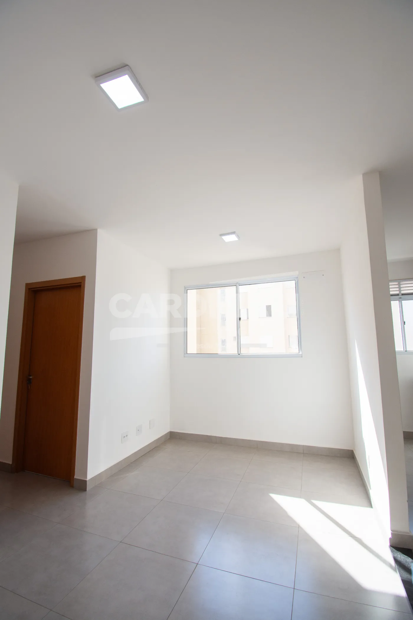 Apartamento / Padr&atilde;o em Ribeir&atilde;o Preto Alugar por R$1.700,00