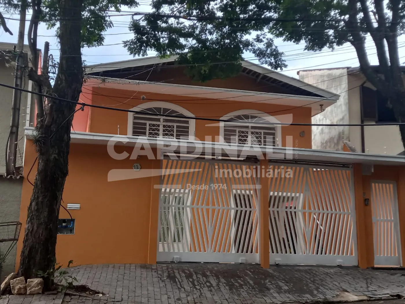 Casa / Padr&atilde;o em Campinas Alugar por R$4.500,00